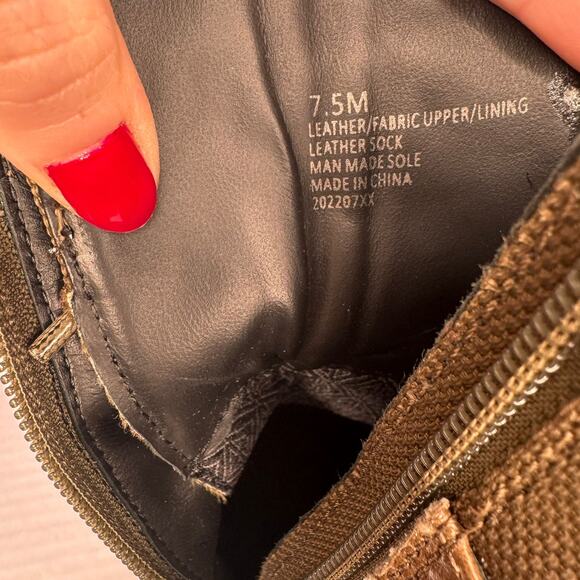 NWOT Antonio Melani Brown Olive Pearce Lug Sole Booties Sz 7.5 Streetwear Rugged - Picture 9 of 9